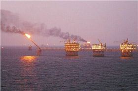 越南私自盜取開(kāi)發(fā)的南海油氣田2016