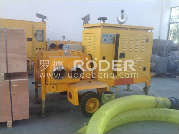 移動(dòng)泵車 移動(dòng)泵車