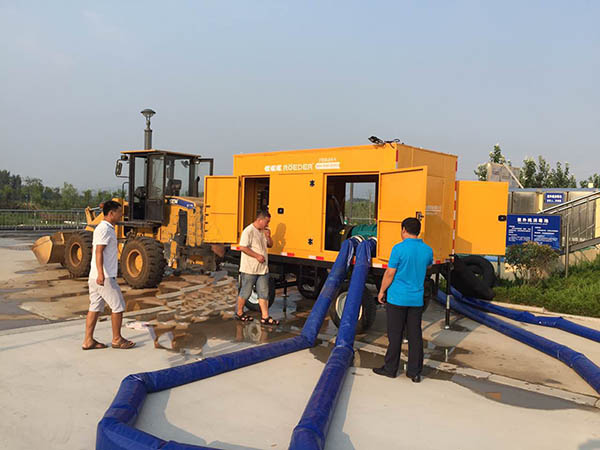 山東某住房和城鄉(xiāng)建設局----防汛移動泵車 山東某住房和城鄉(xiāng)建設局----防汛移動泵車